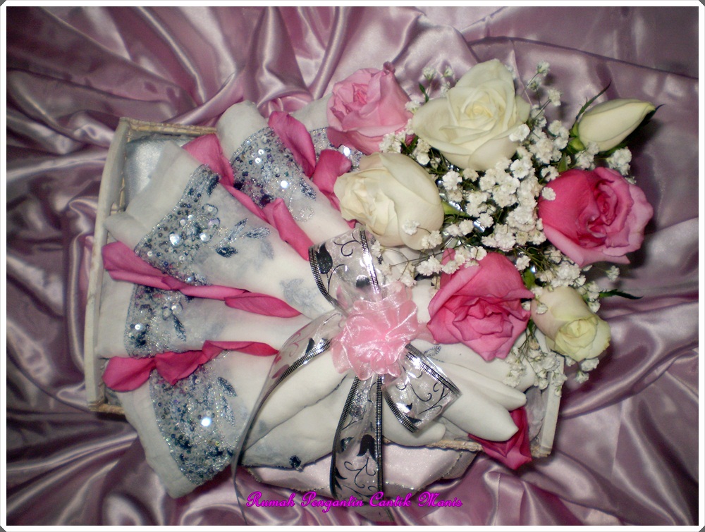Hantaran pink putih  Cantik Manis Bridal & Bouquet